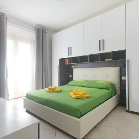 Appartement Rosa's House Colorful With Garden